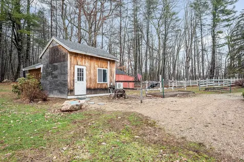 117 Stage Road Hampstead NH 03841