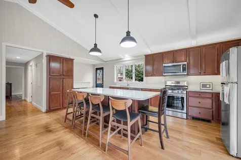 117 Stage Road Hampstead NH 03841