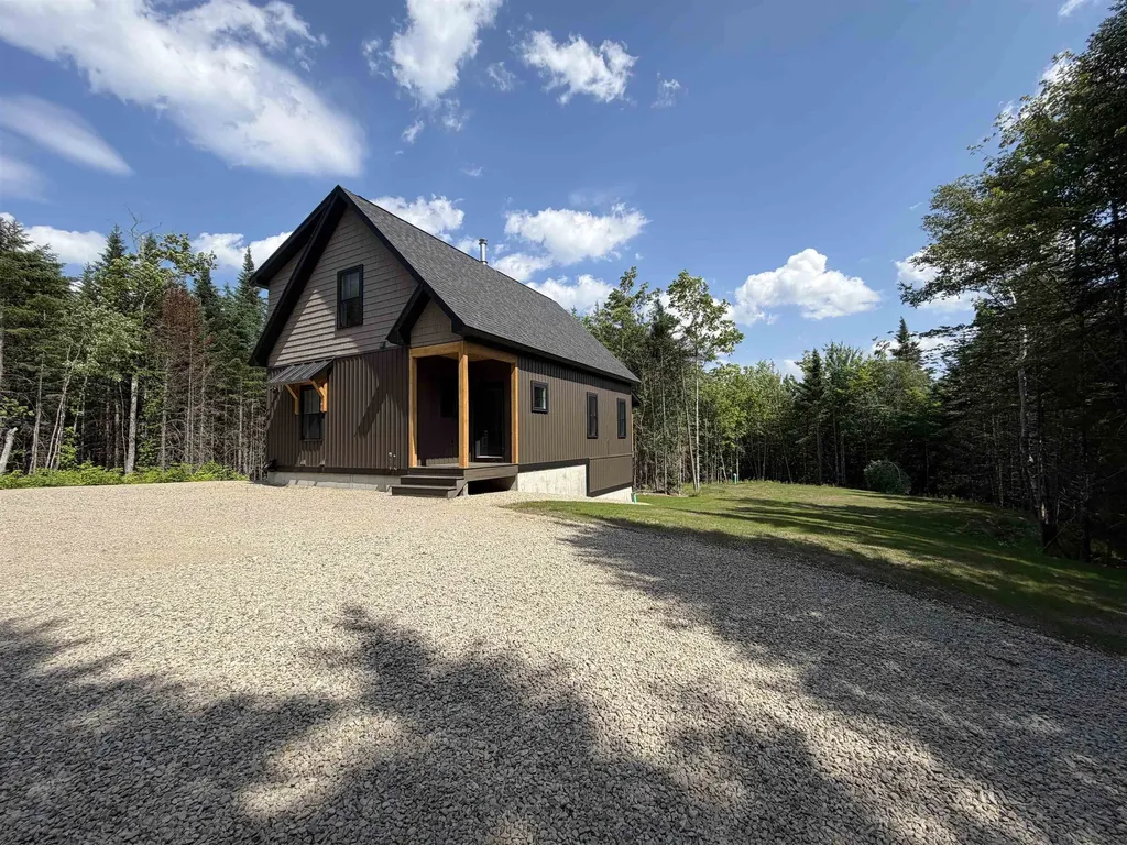 131 Mountain View Road Stark NH 03582