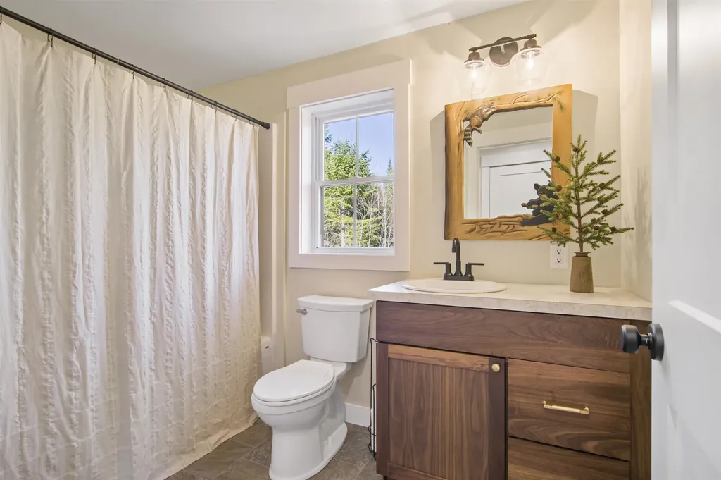 131 Mountain View Road Stark NH 03582