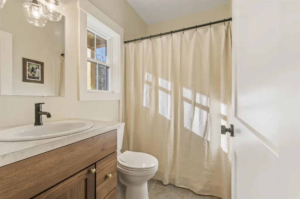 131 Mountain View Road Stark NH 03582