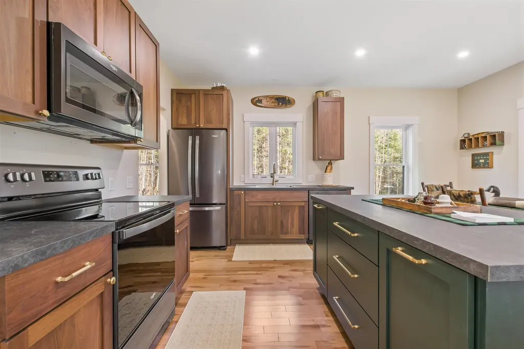 131 Mountain View Road Stark NH 03582