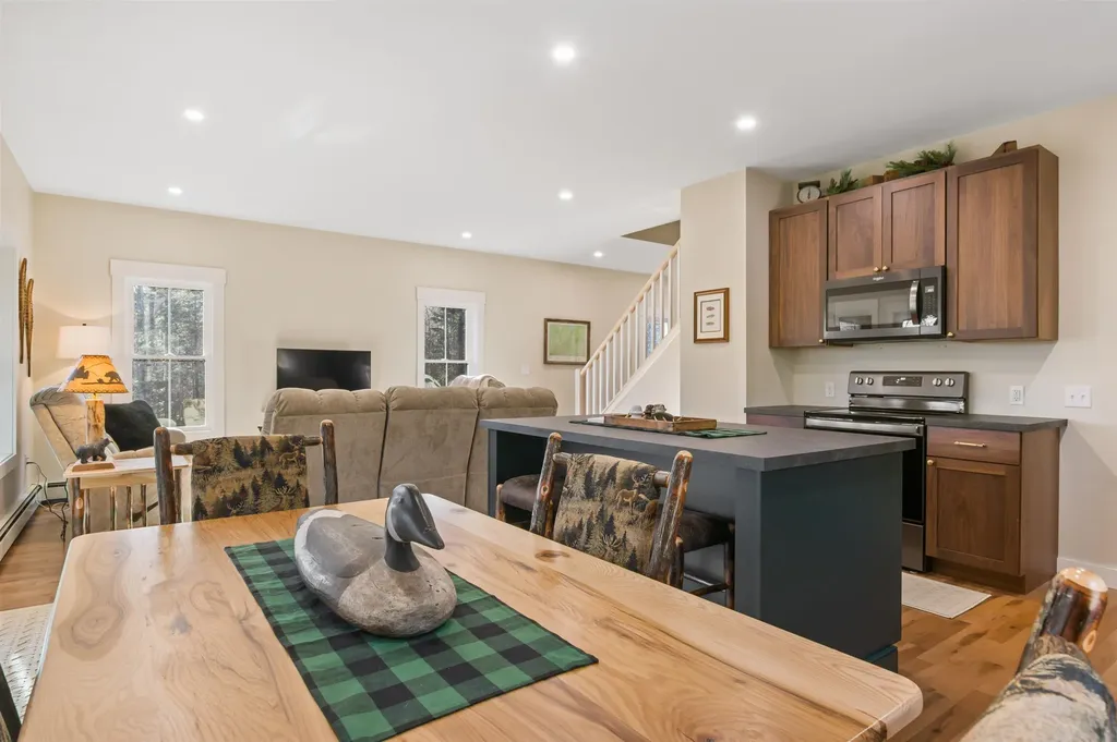131 Mountain View Road Stark NH 03582