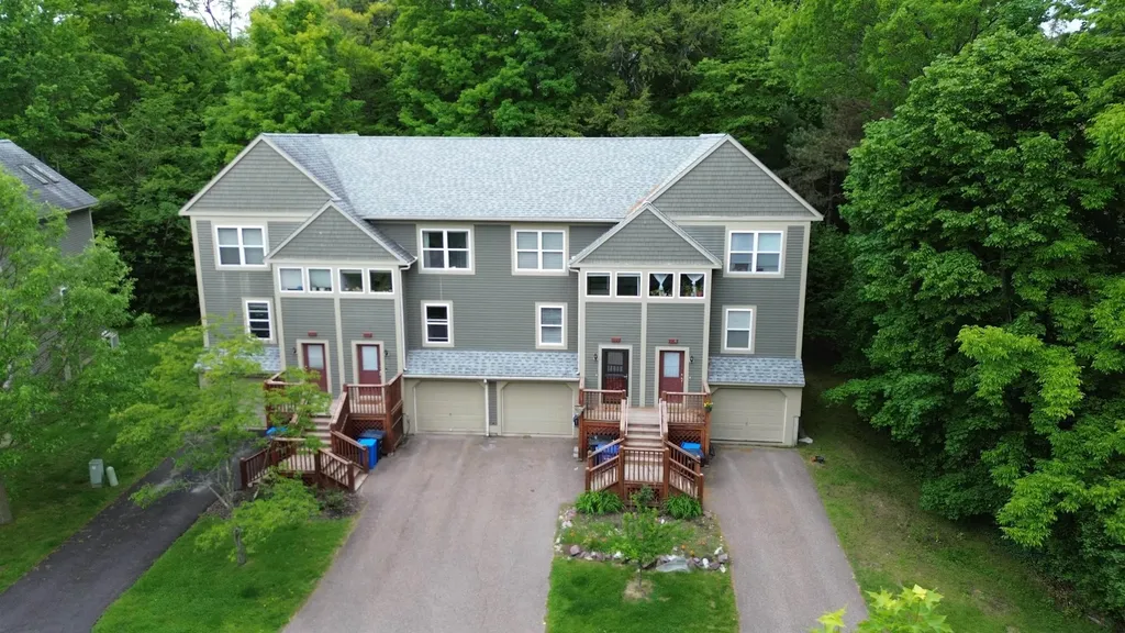 106 East Redrock Drive Burlington VT 05401