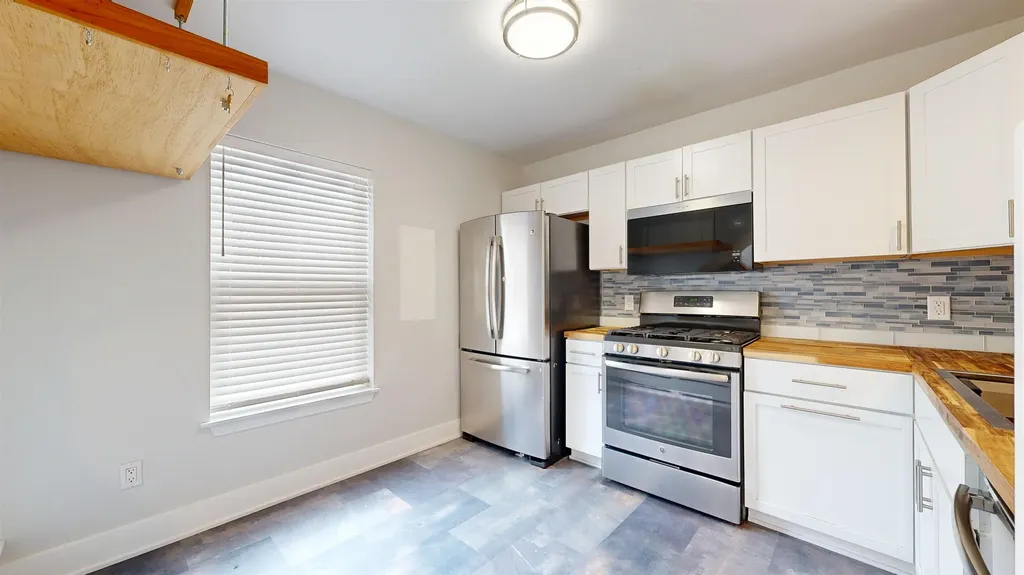 106 East Redrock Drive Burlington VT 05401