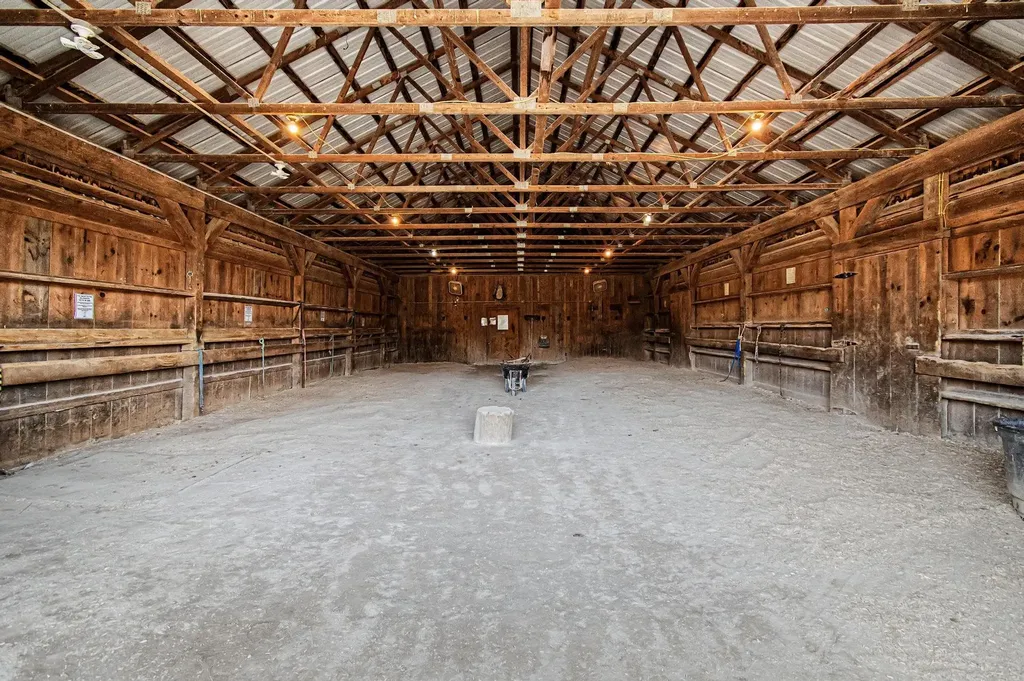 984 Pollander Road Cambridge VT 05464