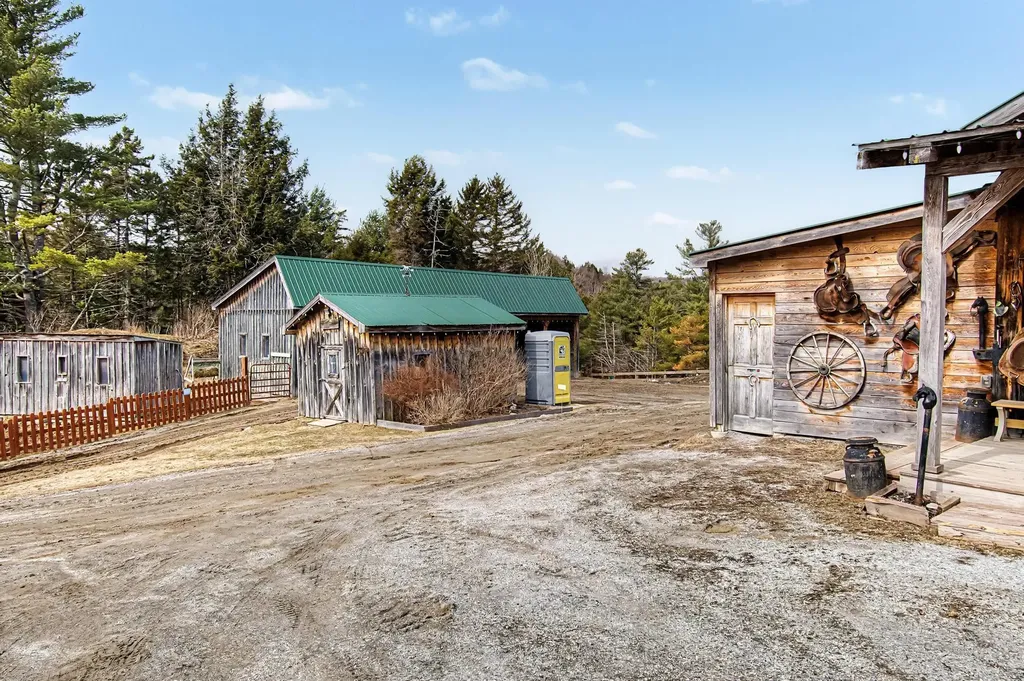 984 Pollander Road Cambridge VT 05464