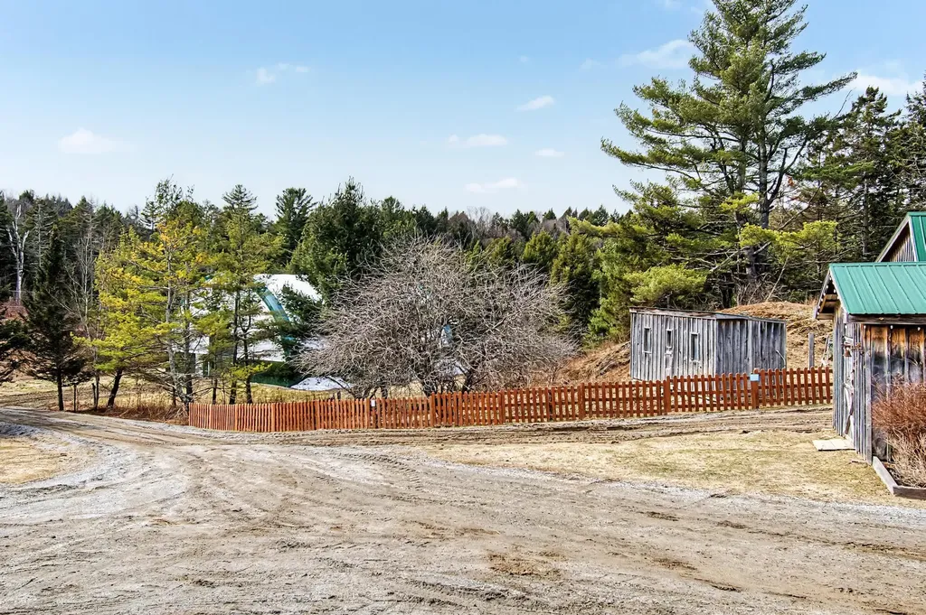984 Pollander Road Cambridge VT 05464