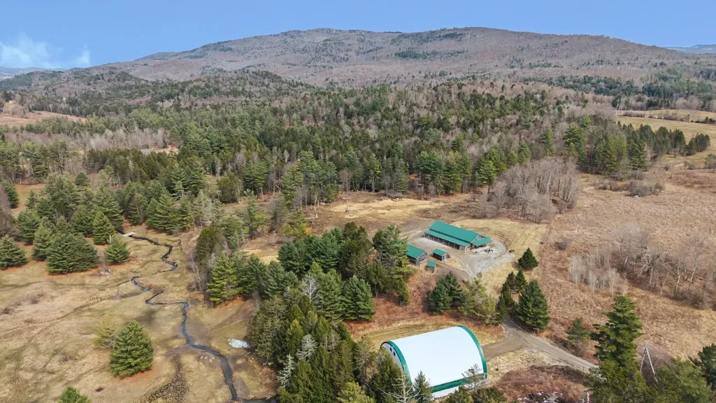 984 Pollander Road Cambridge VT 05464