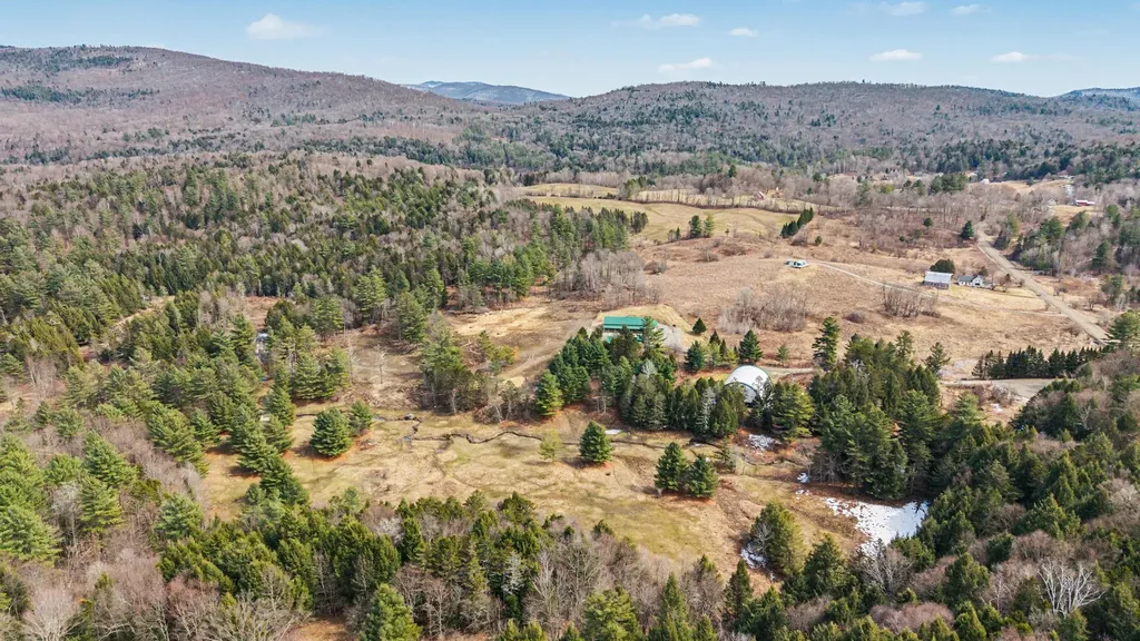 984 Pollander Road Cambridge VT 05464