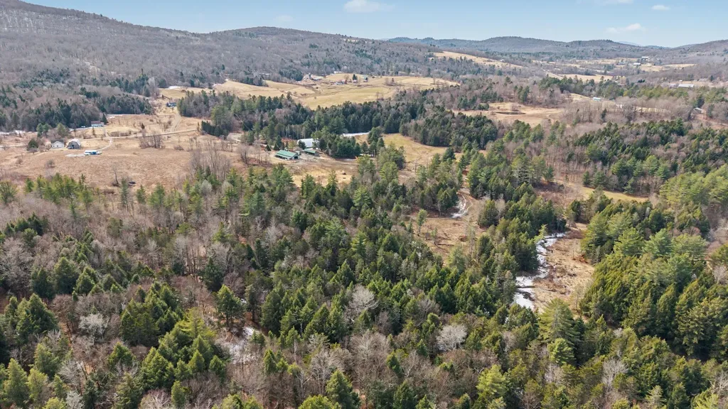 984 Pollander Road Cambridge VT 05464