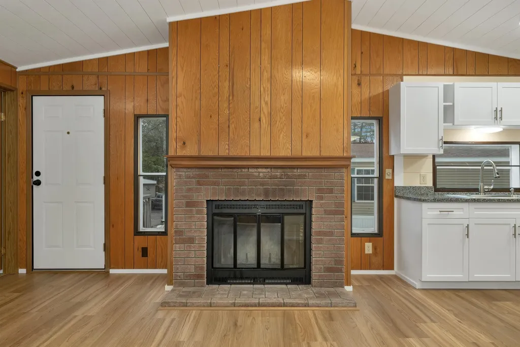 77 Loon Mountain Lane Conway NH 03813