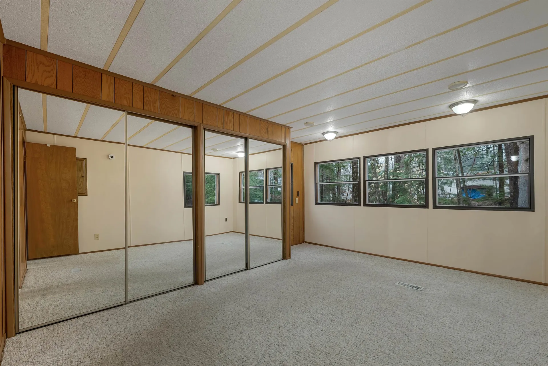77 Loon Mountain Lane Conway NH 03813