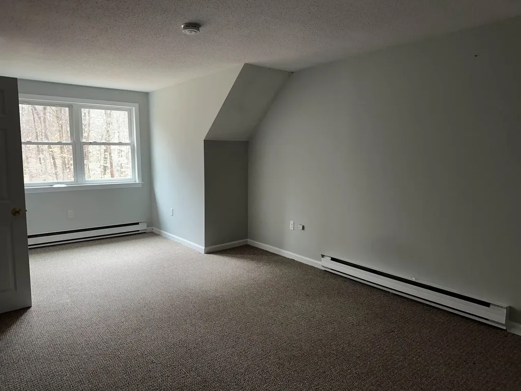 162 Gulf Road Peterborough NH 03458