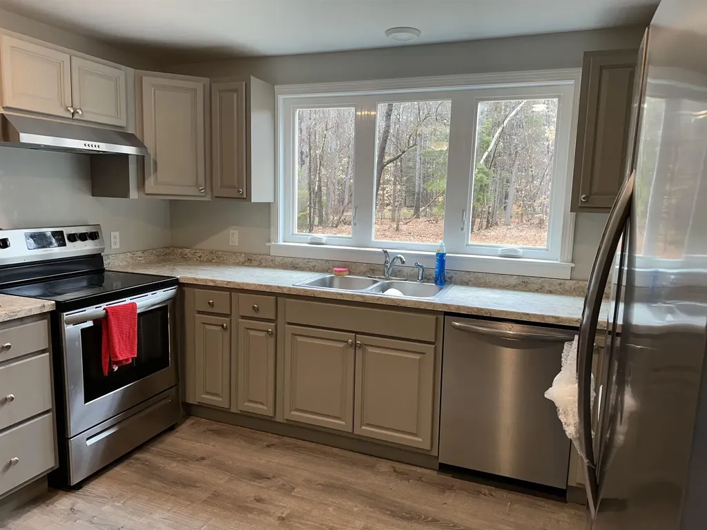 162 Gulf Road Peterborough NH 03458