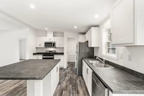 18 Martin Road Deering NH 03244