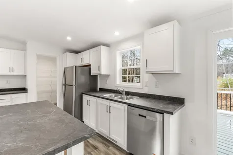 18 Martin Road Deering NH 03244