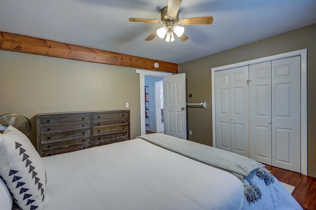 151 A-b Mill Street Conway NH 03813