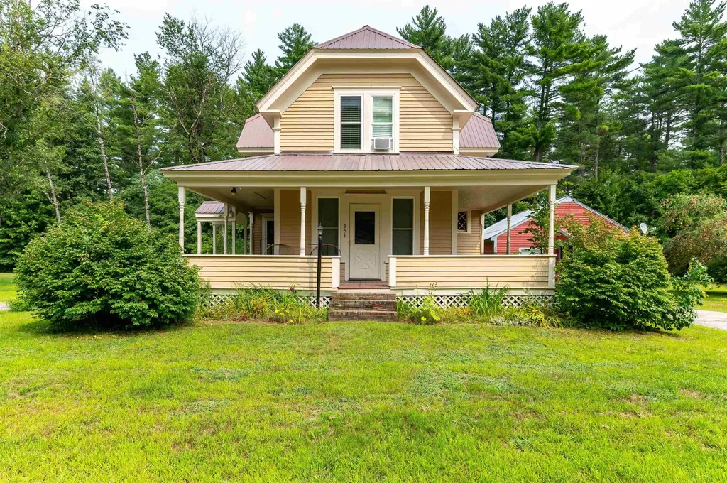 151 A-b Mill Street Conway NH 03813