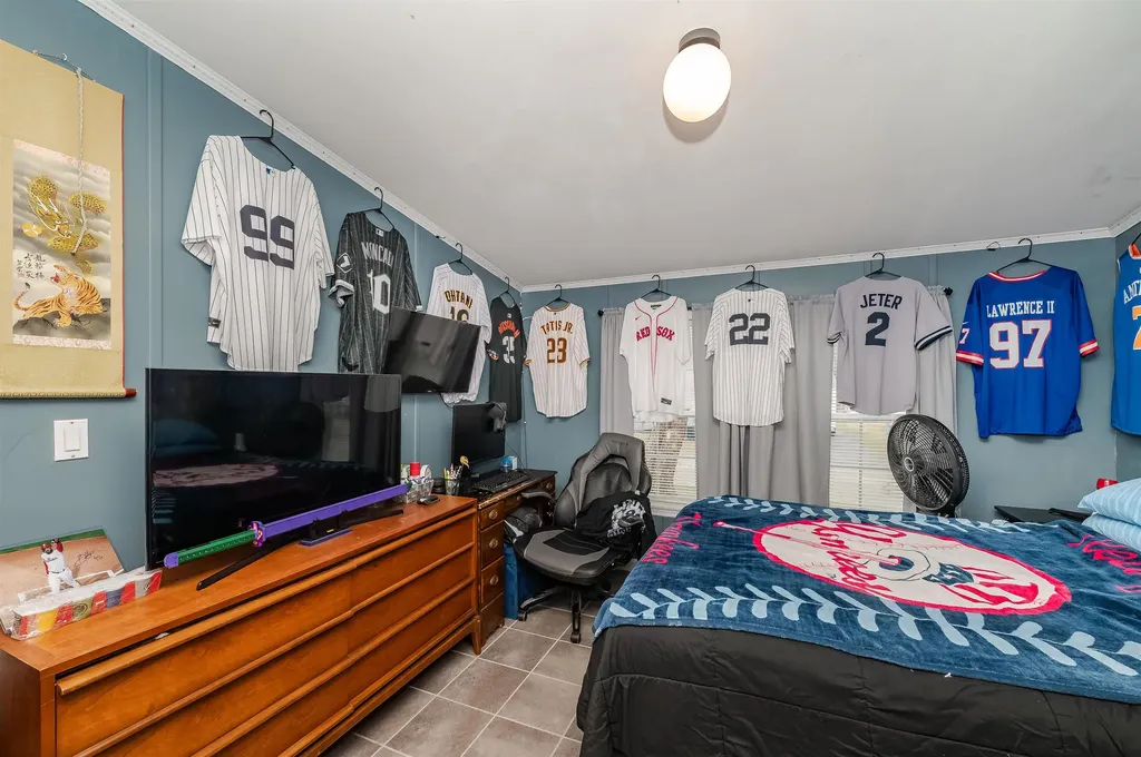 11 Falkland Lane Rochester NH 03867