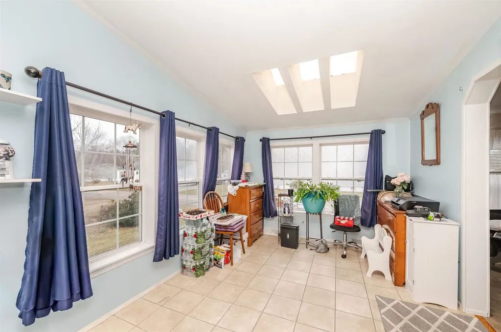 11 Falkland Lane Rochester NH 03867