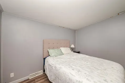 11 Falkland Lane Rochester NH 03867