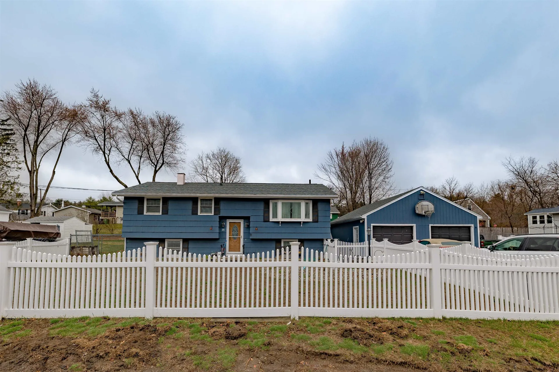 25 Pelham Street Nashua NH 03063