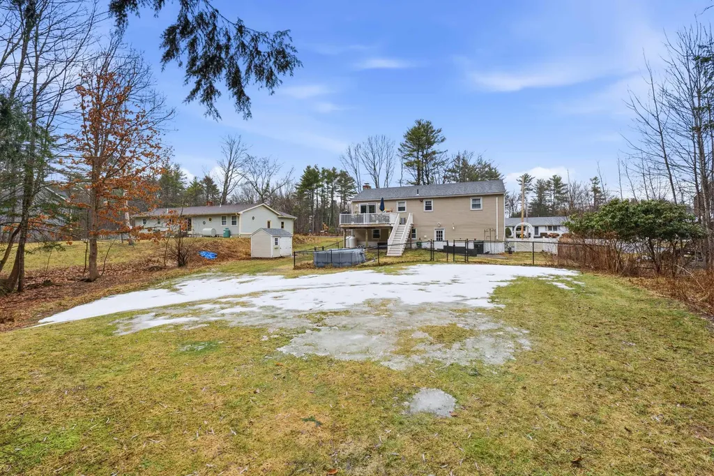 6 Clyde Road York ME 03909