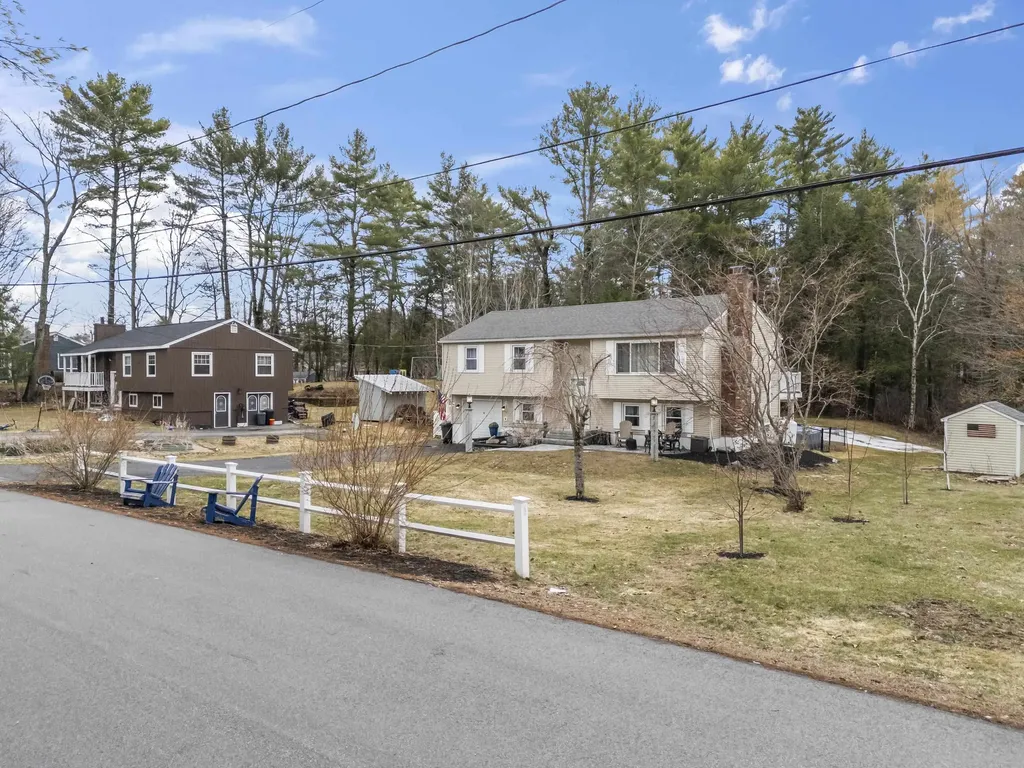 6 Clyde Road York ME 03909