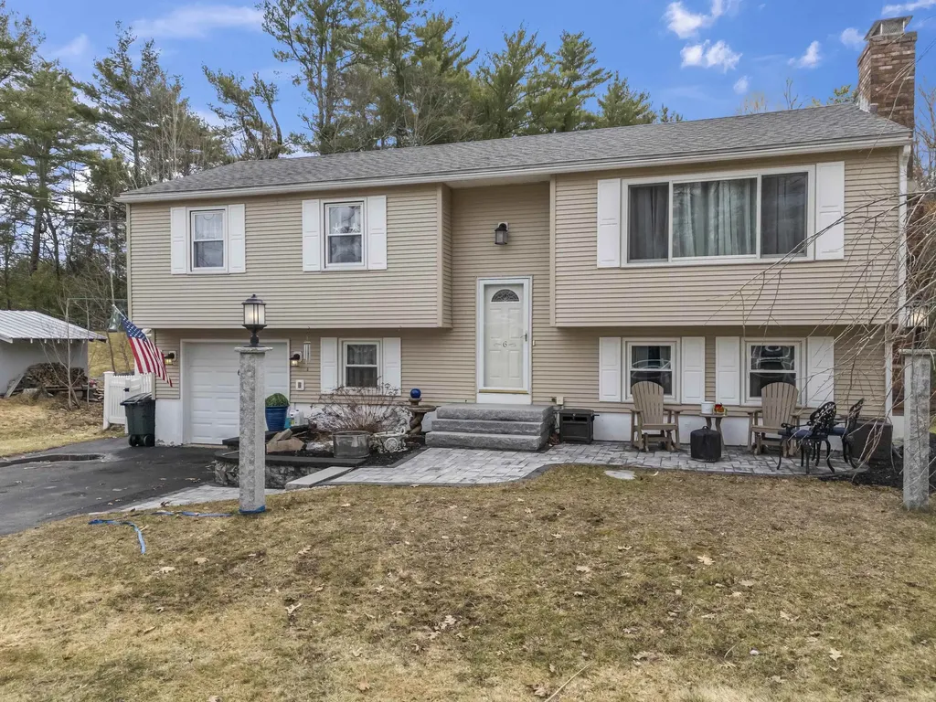 6 Clyde Road York ME 03909