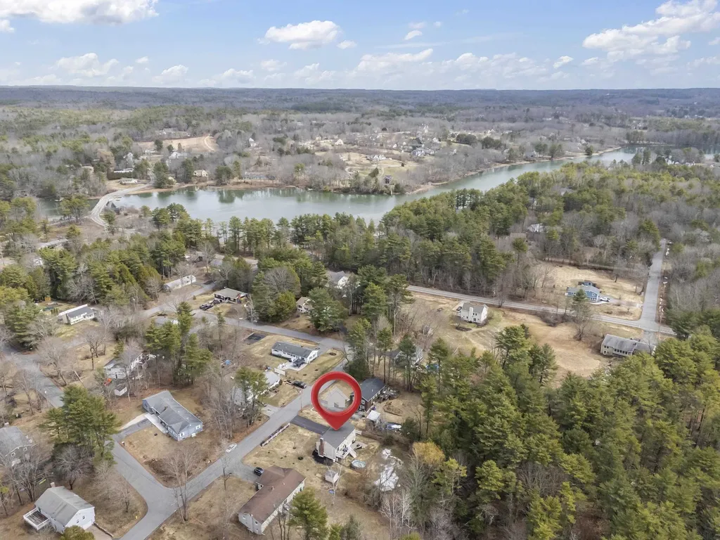 6 Clyde Road York ME 03909