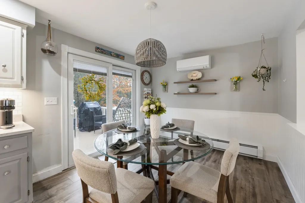 6 Clyde Road York ME 03909