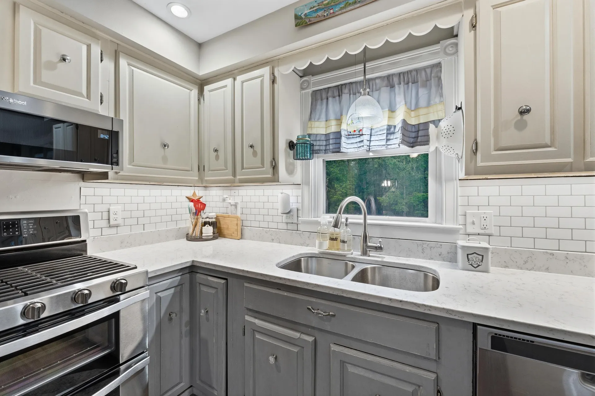 6 Clyde Road York ME 03909