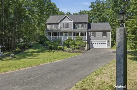 7 Lefevre Drive Kingston NH 03848