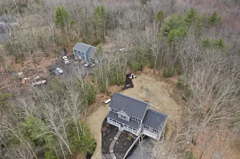 7 Lefevre Drive Kingston NH 03848