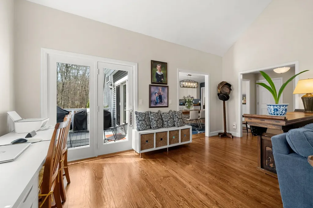 15 Wright Acres Road Bedford NH 03110