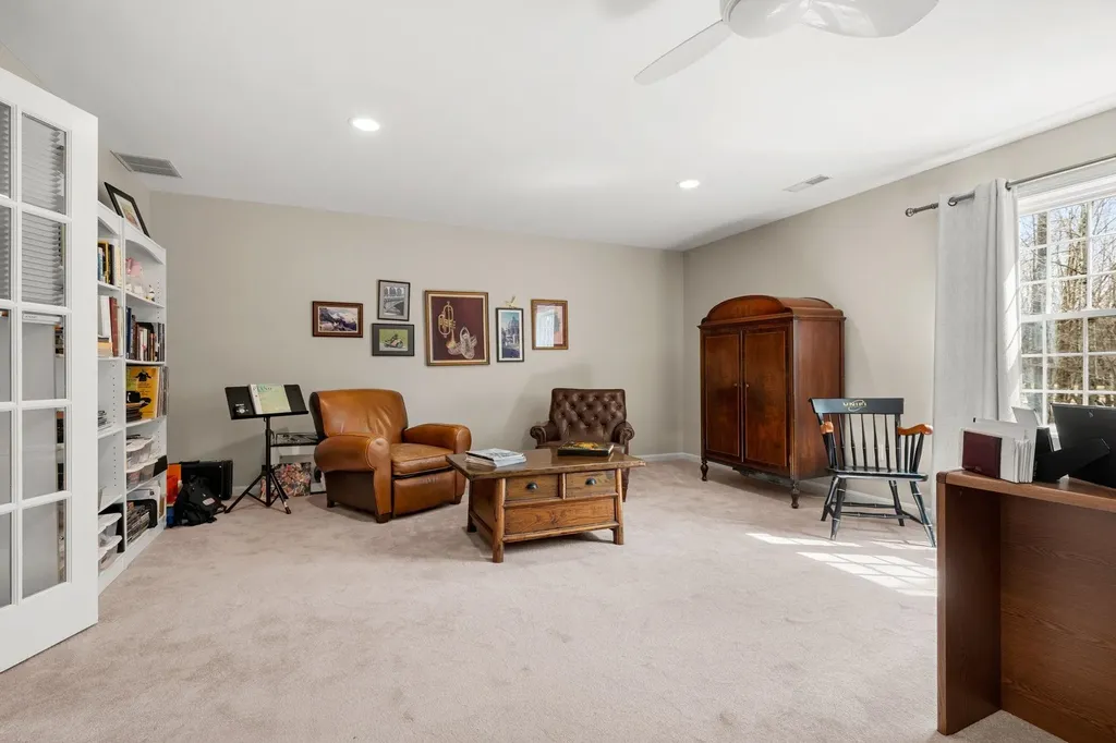 15 Wright Acres Road Bedford NH 03110