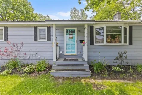 49 Russell Street St. Albans City VT 05478
