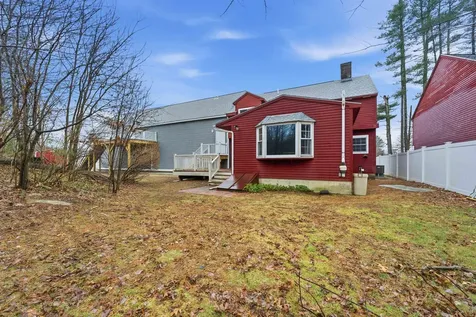 18 Hammond Road Milford NH 03055
