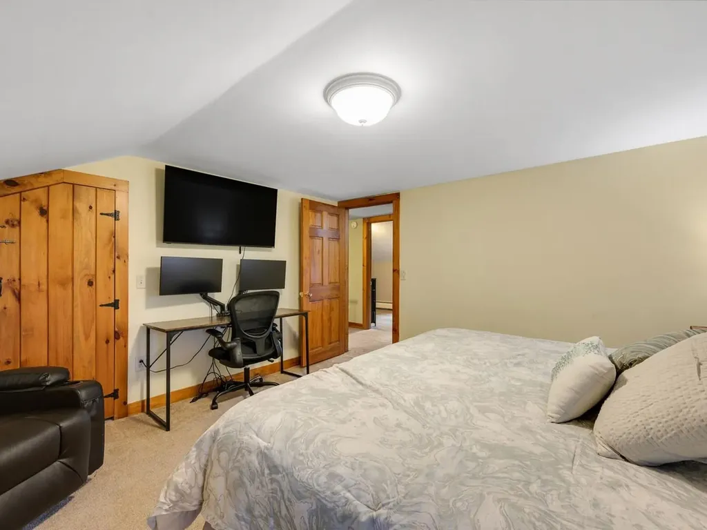 2490 Crown Point Road Bridport VT 05734