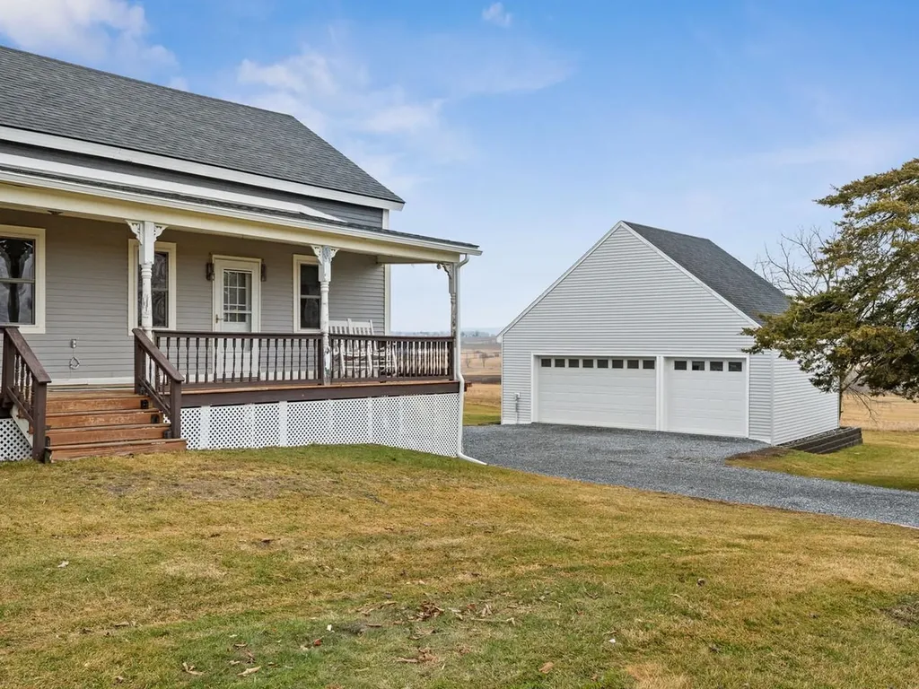 2490 Crown Point Road Bridport VT 05734