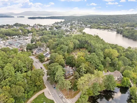 68 Center Street Wolfeboro NH 03894