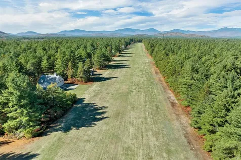 26 Logan Way Ossipee NH 03864