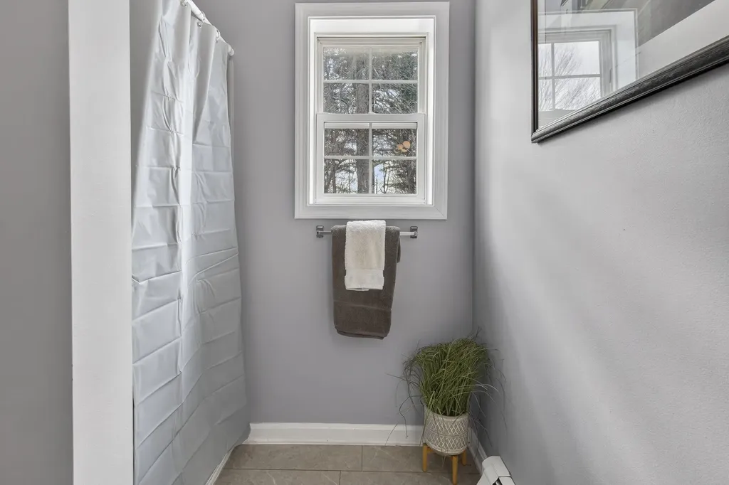 209 Dover Point Road Dover NH 03820