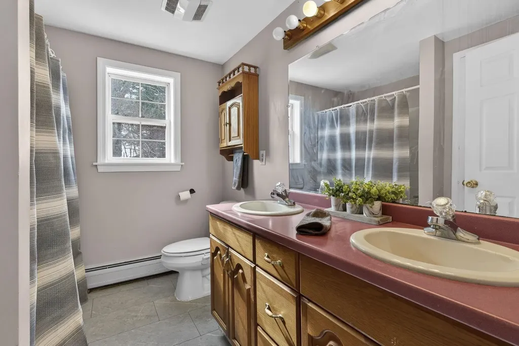 209 Dover Point Road Dover NH 03820