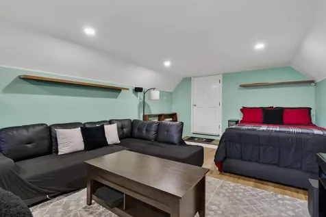 209 Dover Point Road Dover NH 03820