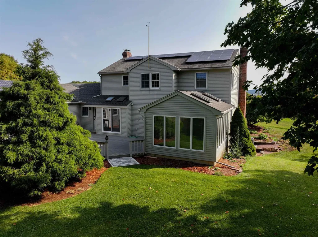 129 East Shore North Grand Isle VT 05458