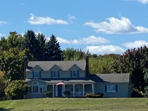 129 East Shore North Grand Isle VT 05458