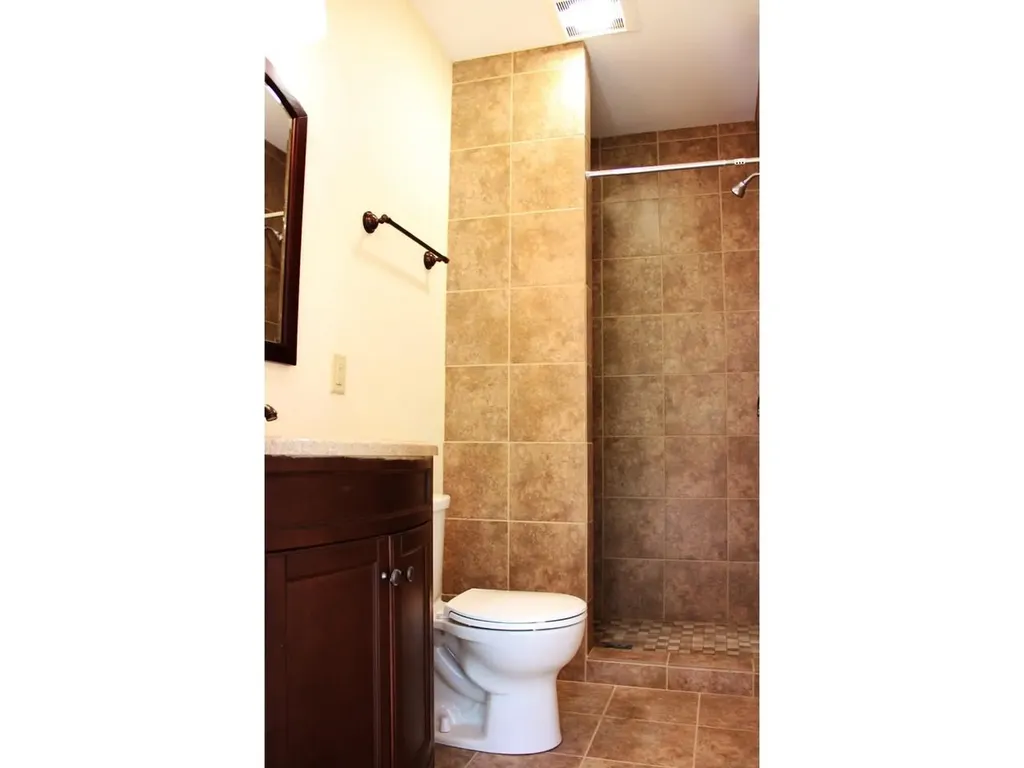 155 Maple Street Burlington VT 05401