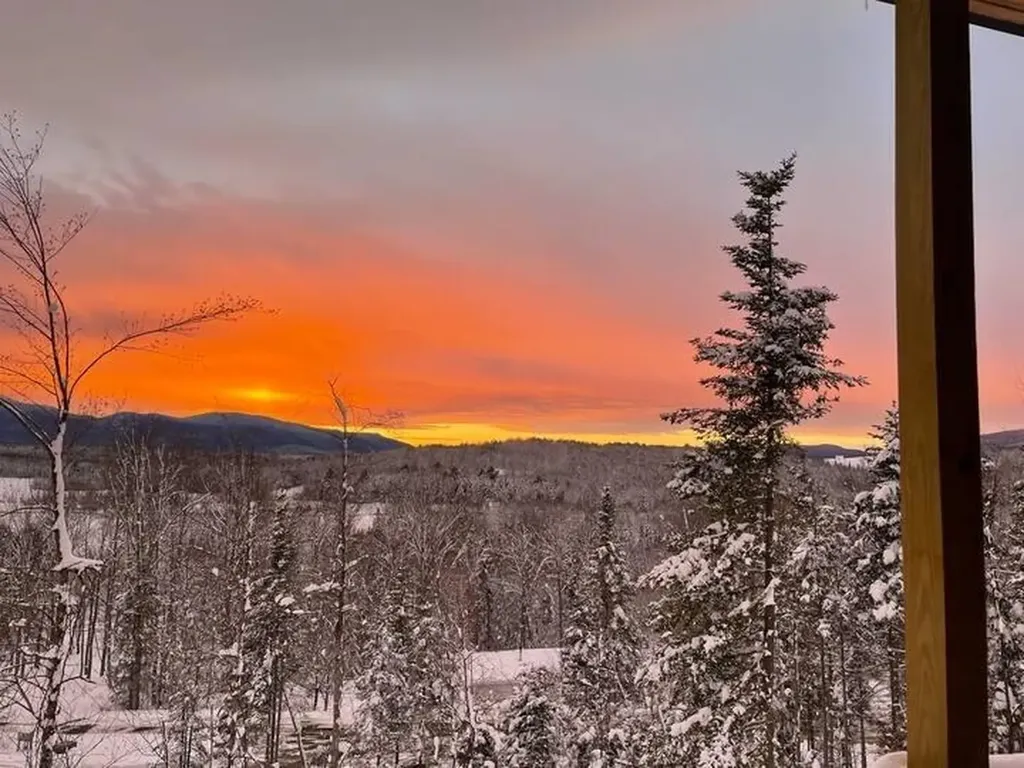 37 Sugar Ridge Lane Hyde Park VT 05655